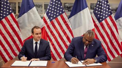 Signature de la Déclaration conjointe d’intention de Sébastien Lecornu et Lloyd Austin, 30/11/2022