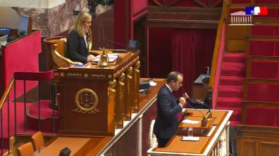 Sébastien Lecornu à la tribune de l’Assemblée nationale lors du débat sur l’Ukraine, le 3 octobre 