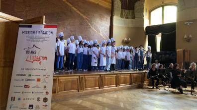 Représentation de l’opéra Brundibár par les élèves de CM2 A de l’école Olivier de Serres