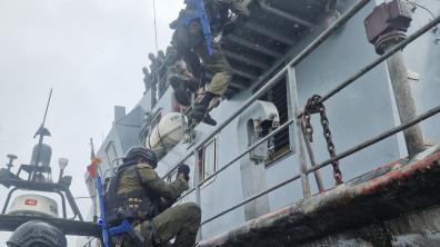 EFG - Formation sur l’assaut de vive force pour la Marine nationale congolaise à Pointe-Noire