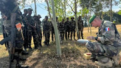 Première coopération entre le 5e RE et le BAT GEN malgache