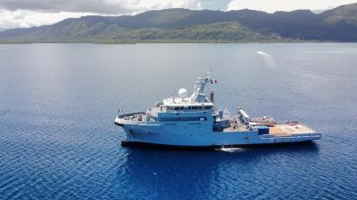 Le BSAOM D’Entrecasteaux embarque deux observateurs vanuatais en mission de police des pêches