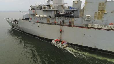 Entraînement conjoint pour le Germinal et la Marine gabonaise