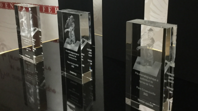 Les trophées du prix Pierre Schoendoerffer. 