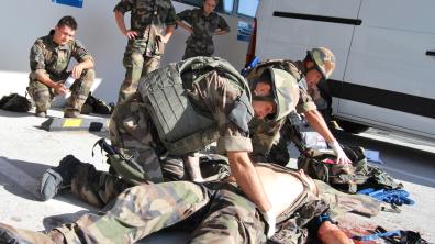 Formation de sauvetage au combat