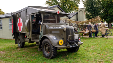 Une ambulance Austin K2/Y, du même type que celle que conduisait la reine Elizabeth II 