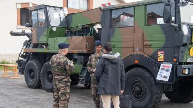 Au 48e régiment de transmissions d’Agen, une journée pour renforcer le lien Armées-économie locale