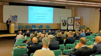 Les participants à la soirée Défense - Économie de guerre ont assisté à plusieurs interventions