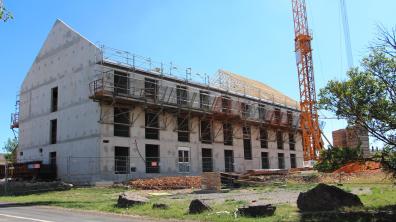 Construction du bâtiment de vie de la 13DBLE