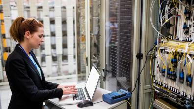 Le ministère des armées recrute des techniciens supérieurs d'études et de fabrications