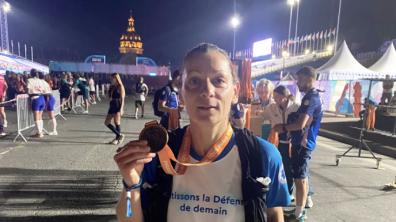 Le commandant Carole après son marathon, dont le parcours est identique à celui des JOP 