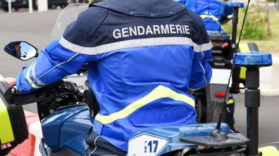 Gendarmes à moto