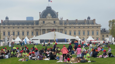 Enfants et accompagnateurs des "oubliés de vacances"