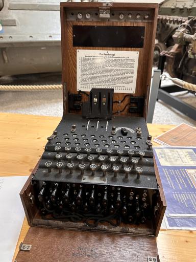 Modèle allemand d'une machine Enigma de 1942